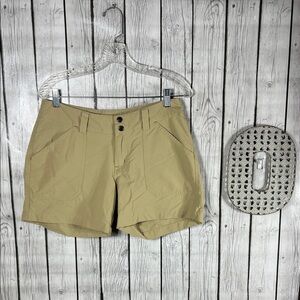 Patagonia Quandary hiking shorts size 6